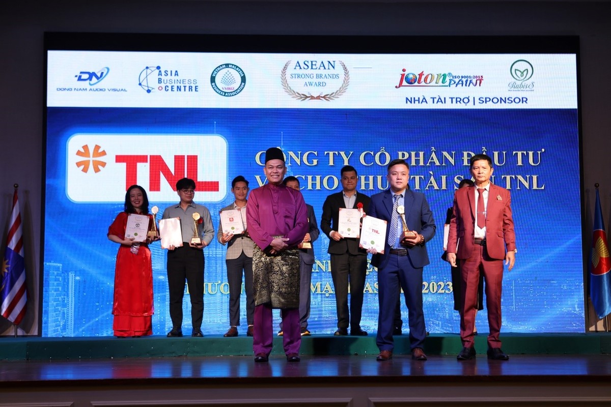TNL nhận giải thưởng Top 10 Thương hiệu mạnh ASEAN 2023. TNL nhận giải thưởng Top 10 Thương hiệu mạnh ASEAN 2023.