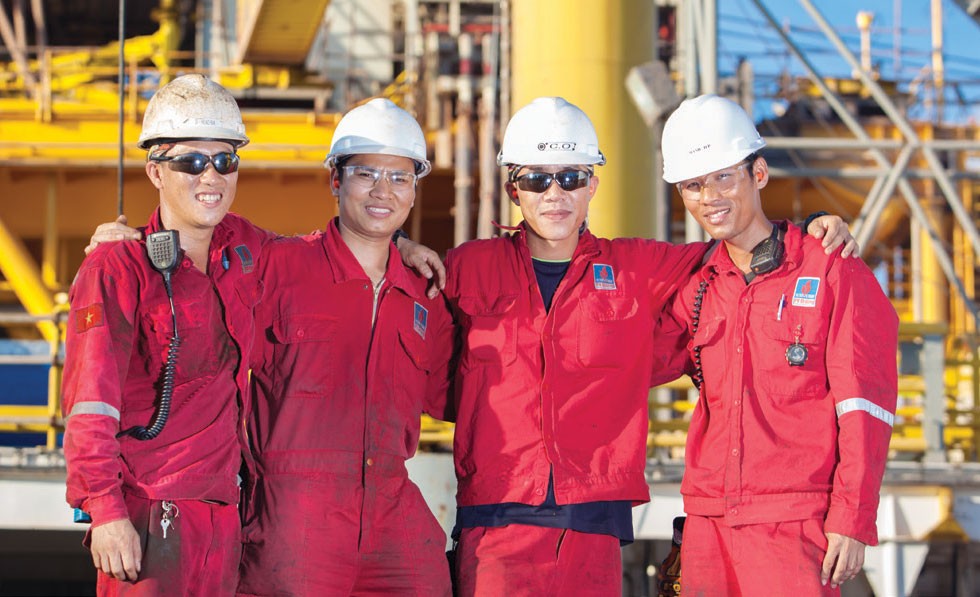 Đội ngũ lao động tâm huyết, giỏi nghề của PV Drilling. Đội ngũ lao động tâm huyết, giỏi nghề của PV Drilling.