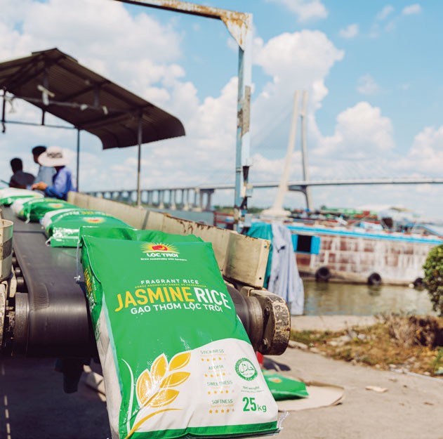 Lô gạo Jasmine 85 xuất khẩu đi thị trường EU sau Hiệp định EVFTA. Lô gạo Jasmine 85 xuất khẩu đi thị trường EU sau Hiệp định EVFTA.