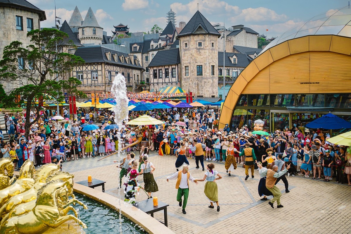 Bà Nà Hills - một trong những điểm đến “thương hiệu” của Đà Nẵng. Ảnh Sun Group. Bà Nà Hills - một trong những điểm đến “thương hiệu” của Đà Nẵng. Ảnh Sun Group.