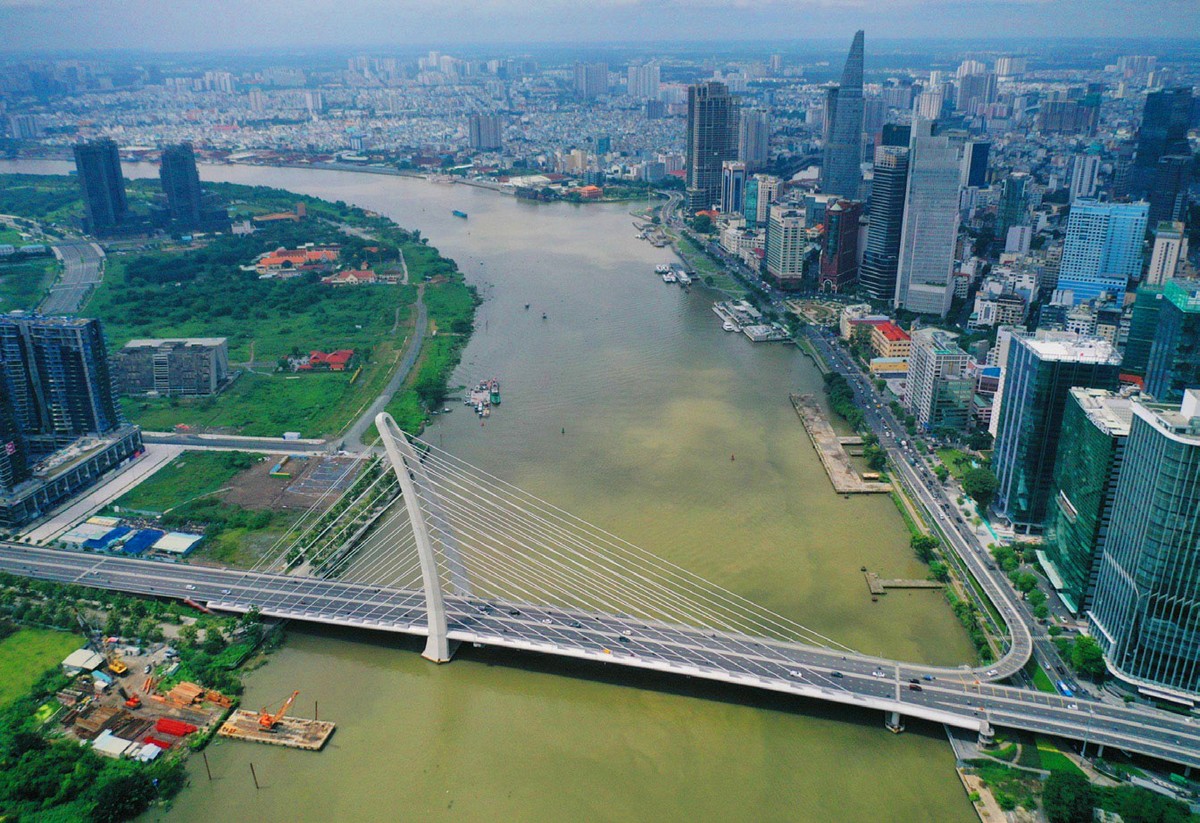 TP.HCM đang phát triển các dự án đô thị gắn liền với hệ thống giao thông, trong đó có các tuyến metro. TP.HCM đang phát triển các dự án đô thị gắn liền với hệ thống giao thông, trong đó có các tuyến metro.