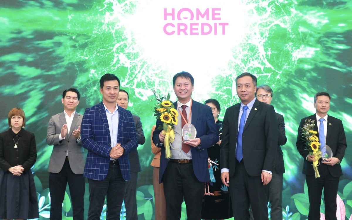 Ông Phạm Ngọc Khang, Giám đốc tài chính Home Credit.
