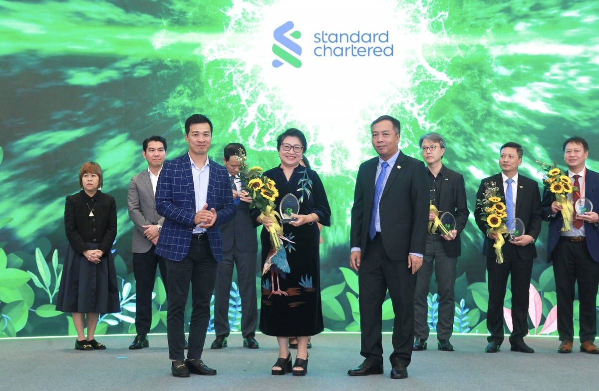 Ngân hàng Standard Chartered Việt Nam.