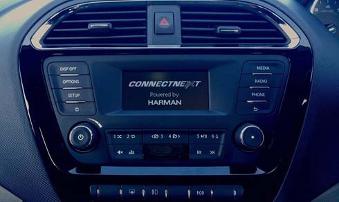 hien-tuong-xe-hoi-gia-re-mang-ten-tata-tiago-5