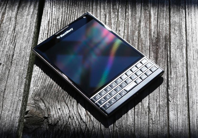 Loạt smartphone đã dừng sản xuất vẫn gây sốt ở Việt Nam ảnh 1 Loạt smartphone đã dừng sản xuất vẫn gây sốt ở Việt Nam