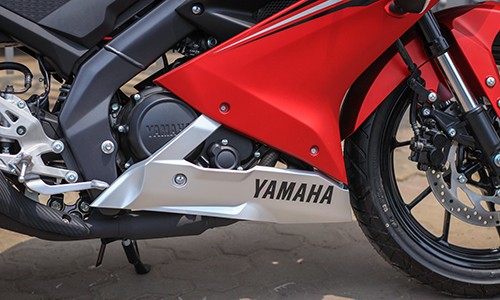Yamaha R15 thế hệ mới đầu tiên về Hà Nội giá 112 triệu đồng ảnh 8 chi-tiet-yamaha-r15-the-he-moi-tai-ha-noi-7