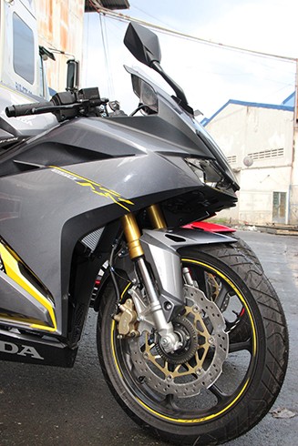 "Đập thùng" Honda CBR250RR giá hơn 200 triệu đầu tiên tại Việt Nam ảnh 7 dap-thung-honda-cbr250rr-gia-200-trieu-dau-tien-tai-viet-nam-page-2-6