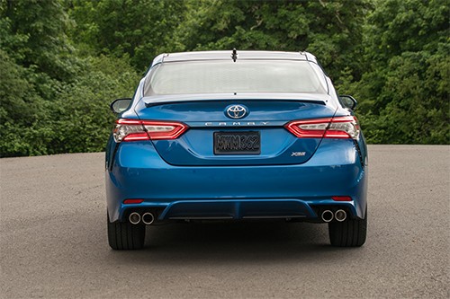 Toyota Camry 2018 giá từ 23.500 USD ảnh 4 chi-tiet-toyota-camry-the-he-thu-8-moi-2