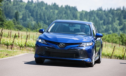 Toyota Camry 2018 giá từ 23.500 USD ảnh 3 chi-tiet-toyota-camry-the-he-thu-8-moi-1