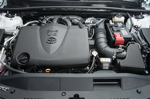 Toyota Camry 2018 giá từ 23.500 USD ảnh 8 chi-tiet-toyota-camry-the-he-thu-8-moi-6