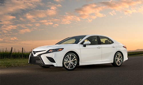 Toyota Camry 2018 giá từ 23.500 USD ảnh 5 chi-tiet-toyota-camry-the-he-thu-8-moi-3
