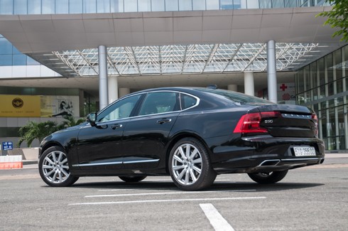 Volvo S90 - sedan lạ cho nhà giàu Việt Nam ảnh 5 anh-chi-tiet-volvo-s90-inscription-2