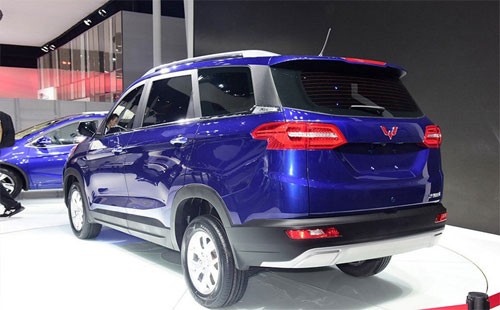 Xe SUV mới của GM giá chưa tới 9.000 USD ở Trung Quốc ảnh 3 wuling-hong-guang-s3-2