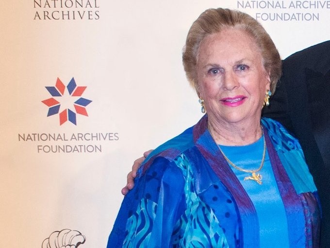 Khối tài sản 'khủng' của 15 gia tộc siêu giàu Mỹ ảnh 3