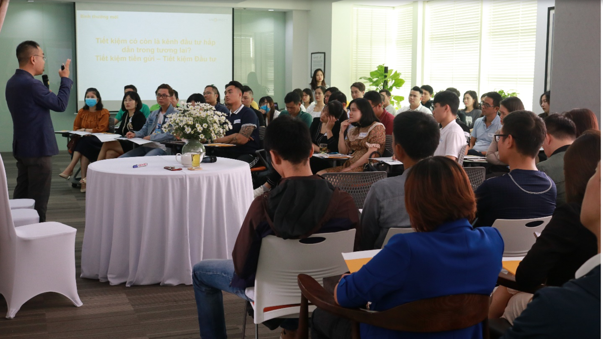 Những chương trình chia sẻ về kiến thức đầu tư và quản lý tài chính thu hút sự quan tâm của nhiều nhà đầu tư F0 Những chương trình chia sẻ về kiến thức đầu tư và quản lý tài chính thu hút sự quan tâm của nhiều nhà đầu tư F0