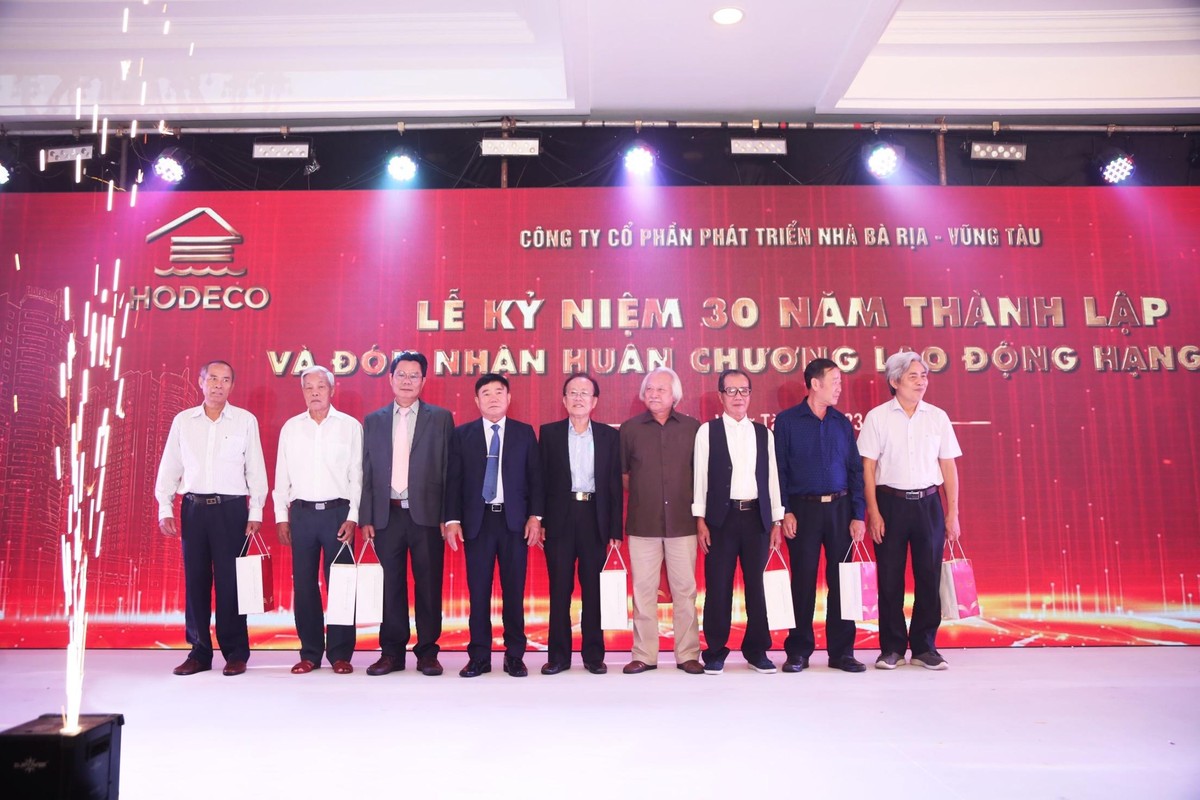 Hodeco tri ân nguyên các lãnh đạo qua các thời kỳ