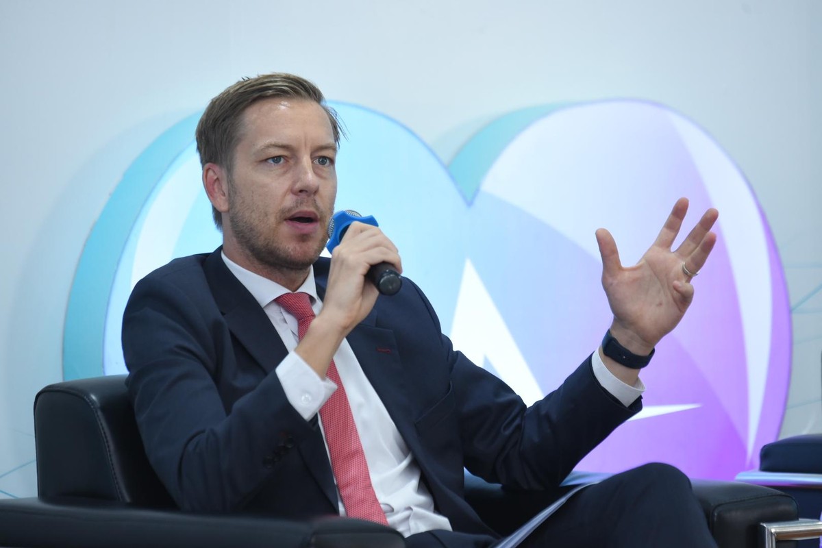 Ông Torben Minko, Phó Chủ tịch Euro Cham trao đổi tại Hội thảo. Ảnh: Dũng Minh Ông Torben Minko, Phó Chủ tịch Euro Cham trao đổi tại Hội thảo. Ảnh: Dũng Minh