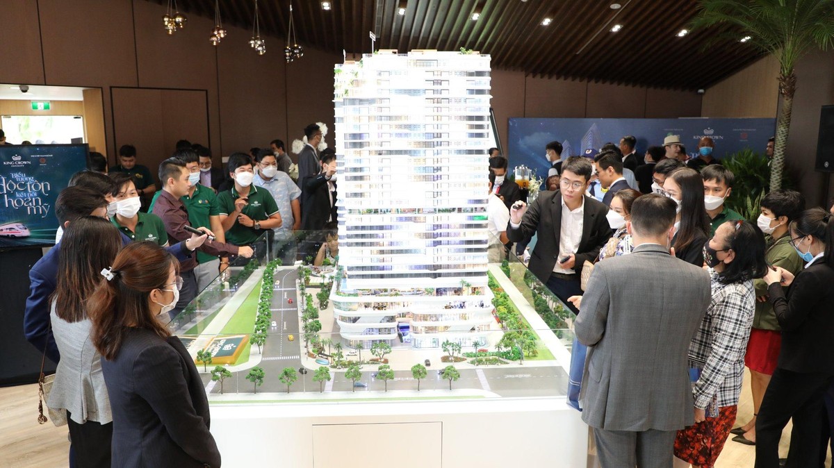 Dự án King Crown Infinity đang nhận được phản hồi tích cực từ thị trường, các giỏ hàng đã được booking gần hết. Dự án King Crown Infinity đang nhận được phản hồi tích cực từ thị trường, các giỏ hàng đã được booking gần hết.