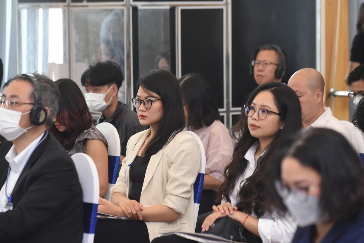 Tạo đàm thu hút sự quan tâm của đông đảo doanh nghiệp và cơ quan truyền thông. Ảnh: Dũng Minh