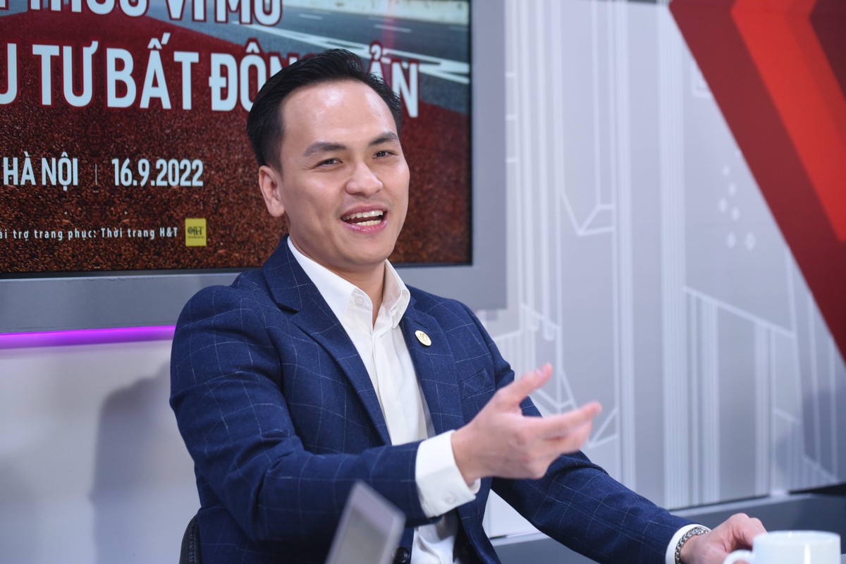 Ông Rich Nguyen, Nhà sáng lập và điều hành Công ty cổ phần Đầu tư Rich Invest, kiêm Giám đốc Công ty cổ phần Rich Nguyen Academy. Ảnh: Dũng Minh Ông Rich Nguyen, Nhà sáng lập và điều hành Công ty cổ phần Đầu tư Rich Invest, kiêm Giám đốc Công ty cổ phần Rich Nguyen Academy. Ảnh: Dũng Minh