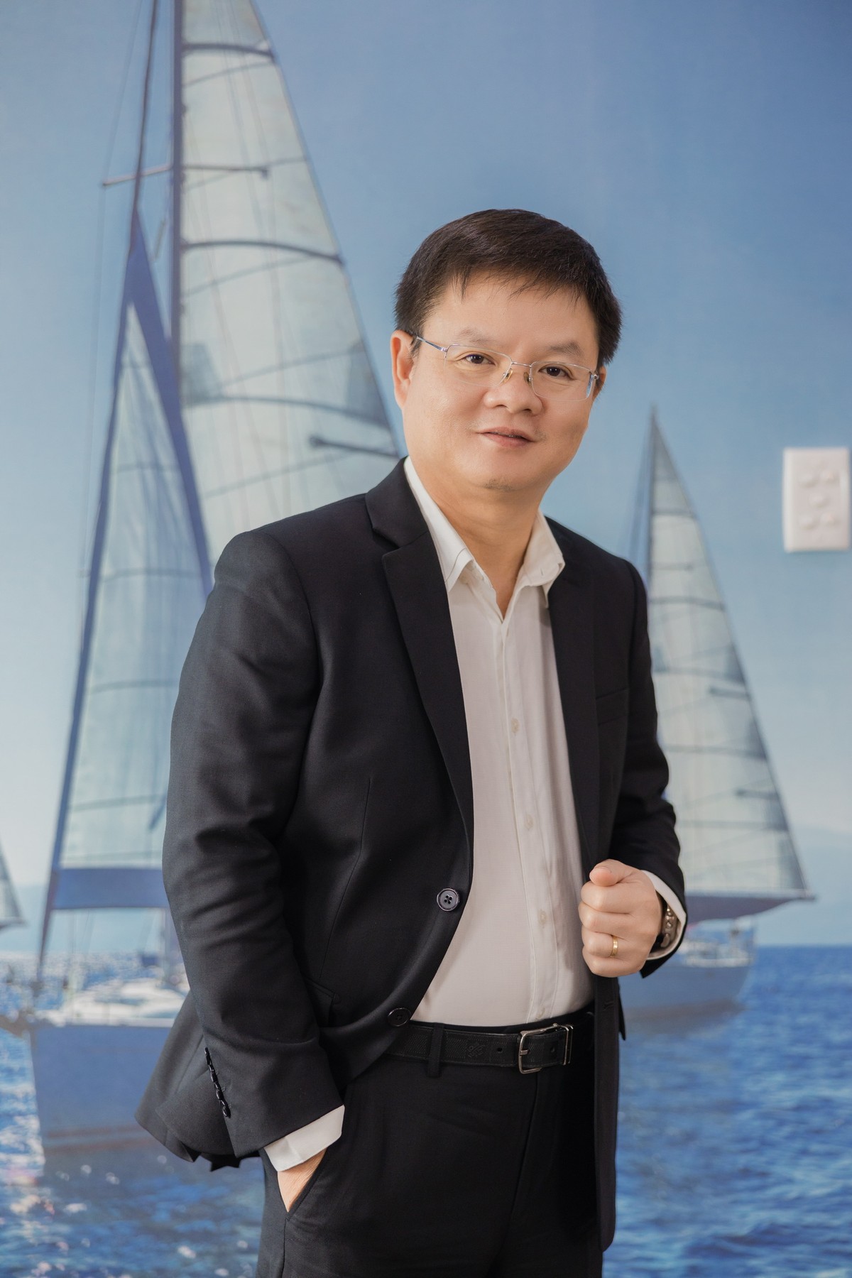 Ông Hoàng Đức Chính - CEO PVTrans Pacific Ông Hoàng Đức Chính - CEO PVTrans Pacific