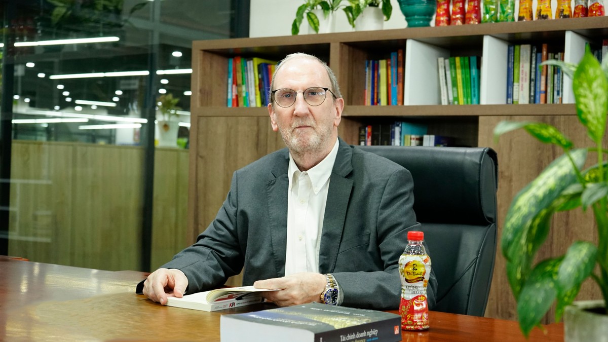 Ông David Riddle, tân Tổng giám đốc Tân Hiệp Phát Ông David Riddle, tân Tổng giám đốc Tân Hiệp Phát