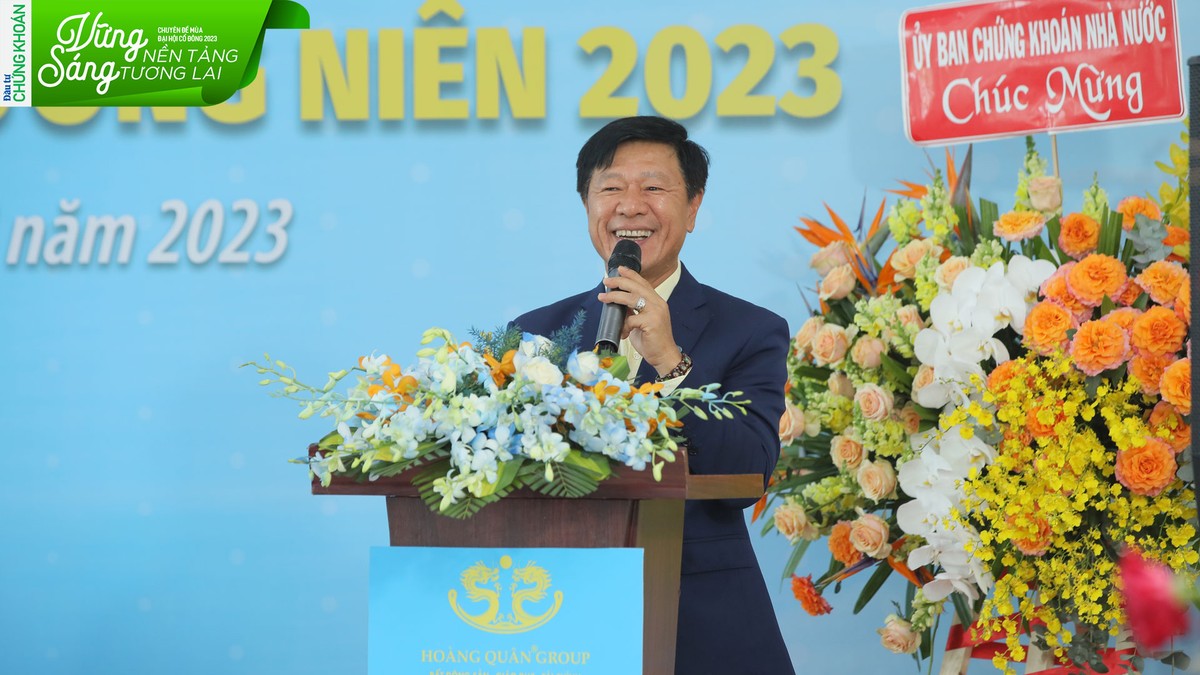 Ông Trương Anh Tuấn, Chủ tịch Địa ốc Hoàng Quân phát biểu tại Đại hội. Ông Trương Anh Tuấn, Chủ tịch Địa ốc Hoàng Quân phát biểu tại Đại hội.