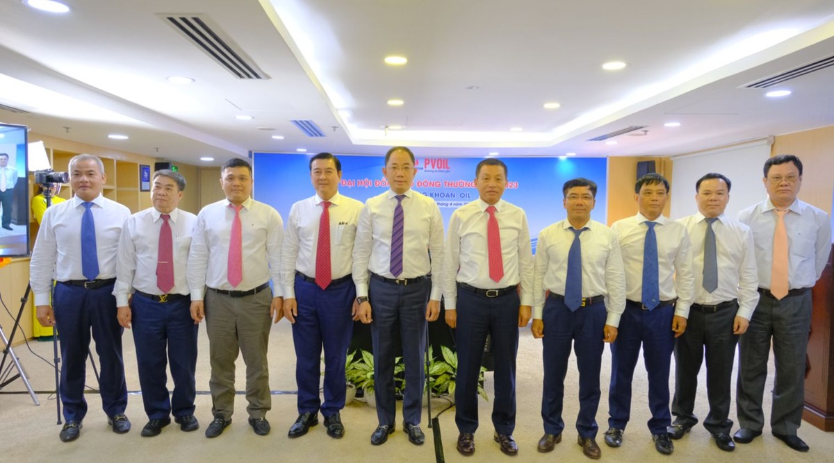 HĐQT và Ban Kiểm soát PVOIL ra mắt cổ đông.