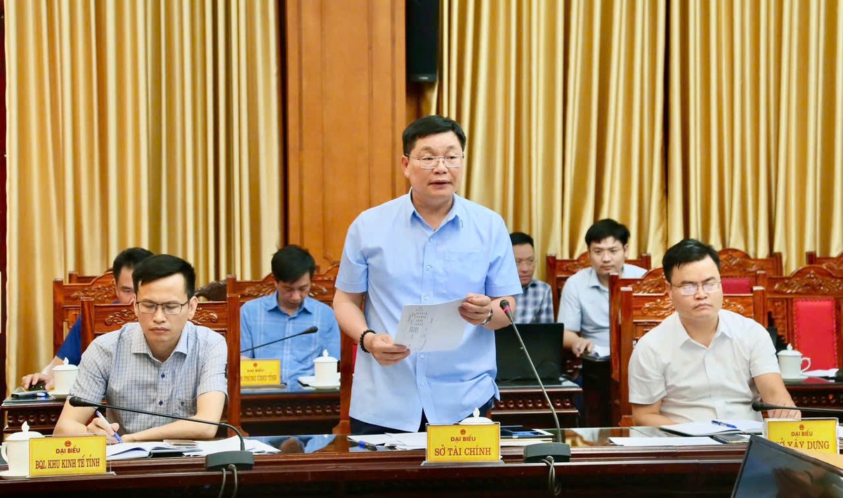 Phó giám đốc Sở Tài chính Hưng Yên Phạm Hồng Tùng báo cáo tiến độ thực hiện Dự án nhà máy điện khí LNG Phó giám đốc Sở Tài chính Hưng Yên Phạm Hồng Tùng báo cáo tiến độ thực hiện Dự án nhà máy điện khí LNG