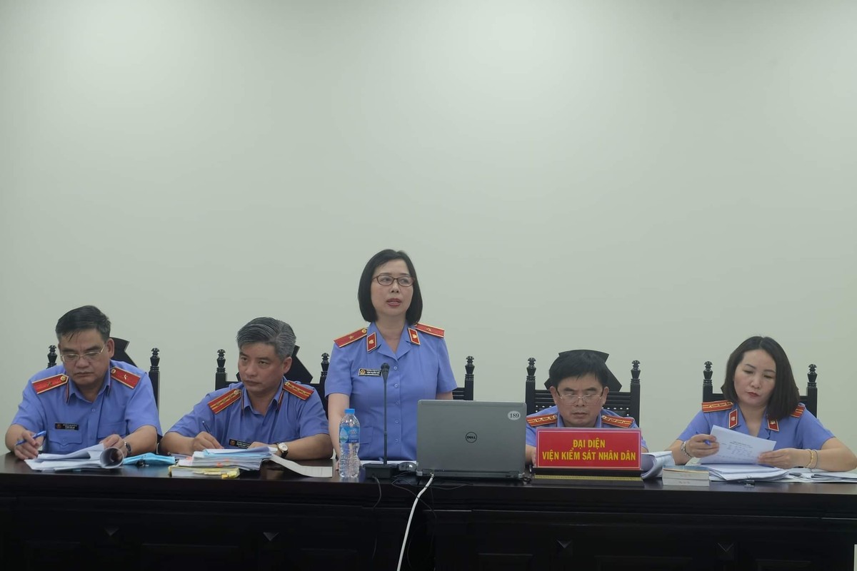 Viện kiểm sát tham gia tố tụng. Viện kiểm sát tham gia tố tụng.