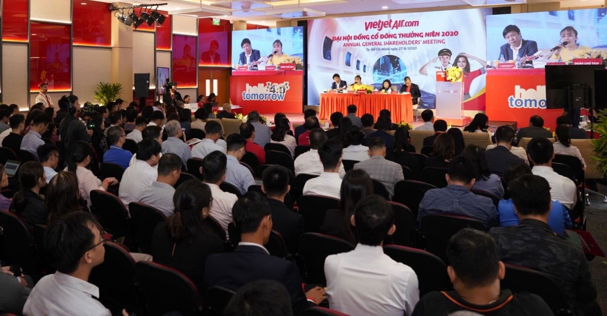 ĐHCĐ Vietjet (VJC): Hành trình chuyên chở 100 triệu hành khách - nền tảng phục hồi mạnh mẽ sau dịch ảnh 2 ĐHCĐ Vietjet (VJC): Hành trình chuyên chở 100 triệu hành khách - nền tảng phục hồi mạnh mẽ sau dịch ảnh 2
