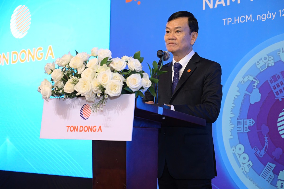 Ông Nguyễn Thanh Trung, Chủ tịch HĐQT Tôn Đông Á. Ông Nguyễn Thanh Trung, Chủ tịch HĐQT Tôn Đông Á.