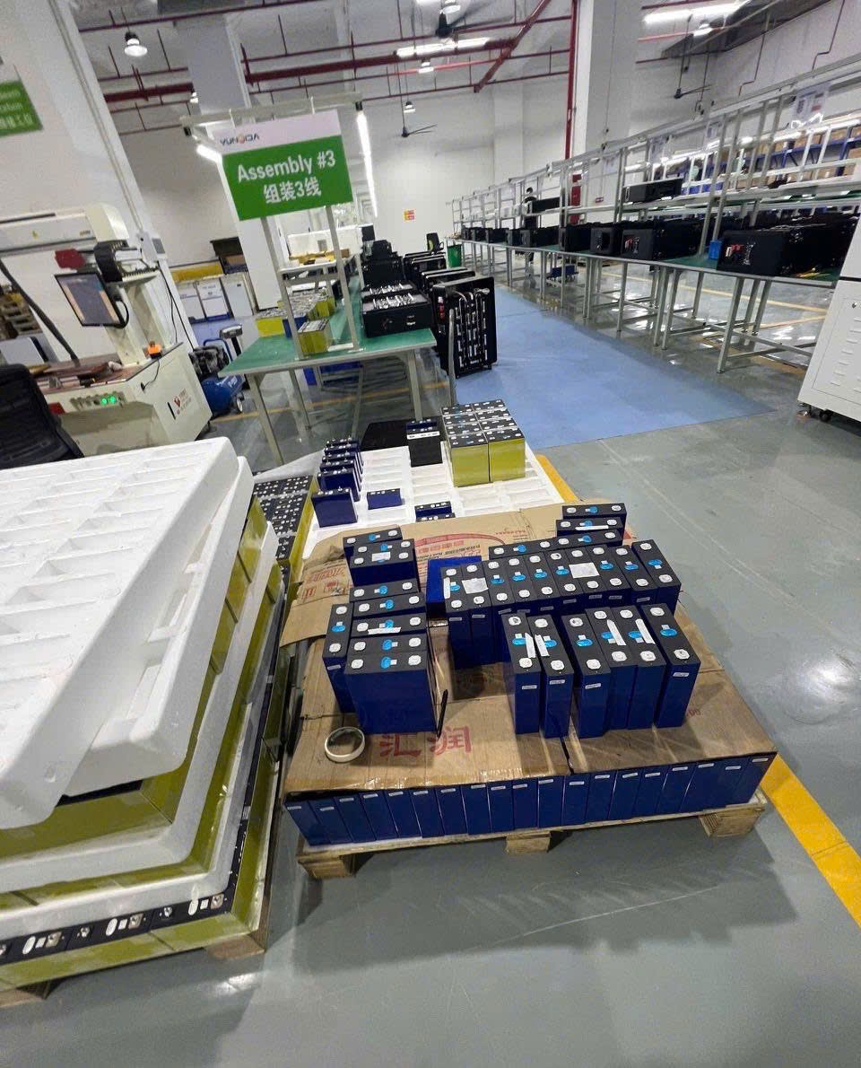 CRC Energy đã trở thành doanh nghiệp đầu tiên tại Việt Nam xuất khẩu pin lithium tích điện sang Mỹ CRC Energy đã trở thành doanh nghiệp đầu tiên tại Việt Nam xuất khẩu pin lithium tích điện sang Mỹ