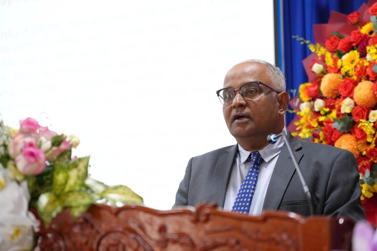 Ông Shantanu Chakraborty, Giám đốc quốc gia của ADB tại Việt Nam. Ông Shantanu Chakraborty, Giám đốc quốc gia của ADB tại Việt Nam.