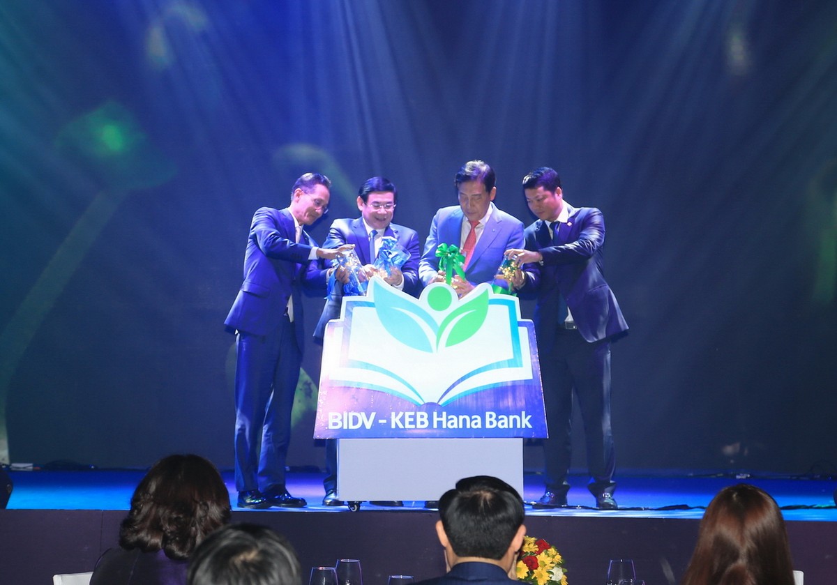 KEB Hana Bank chính thức trở thành cổ đông chiến lược nước ngoài của BIDV ảnh 4