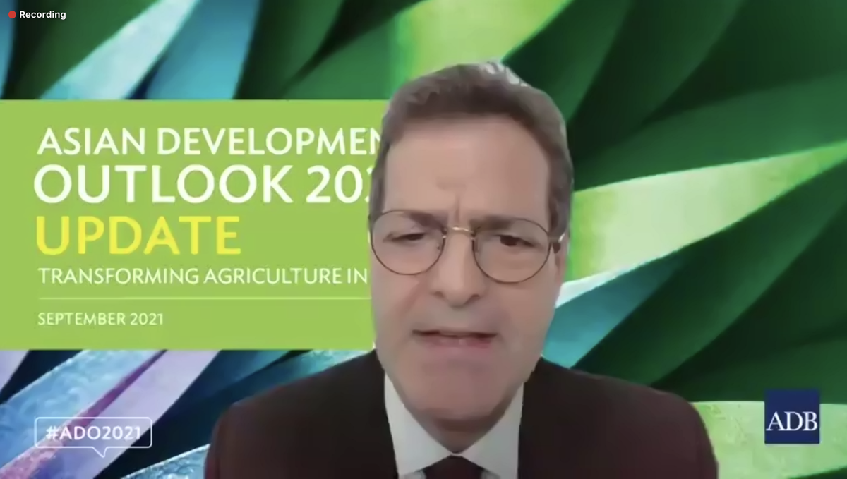 Ông Andrew Jeffries, Giám đốc Quốc gia của ADB tại Việt Nam. Ông Andrew Jeffries, Giám đốc Quốc gia của ADB tại Việt Nam.