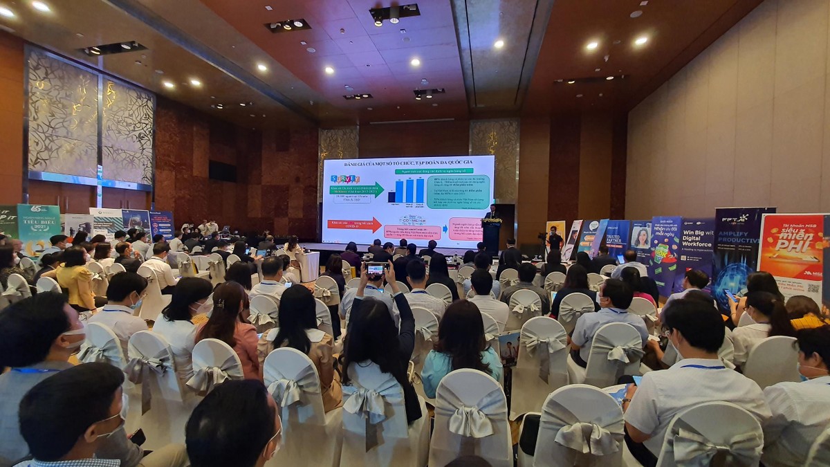 Toàn cảnh Diễn đàn Toàn cảnh Diễn đàn