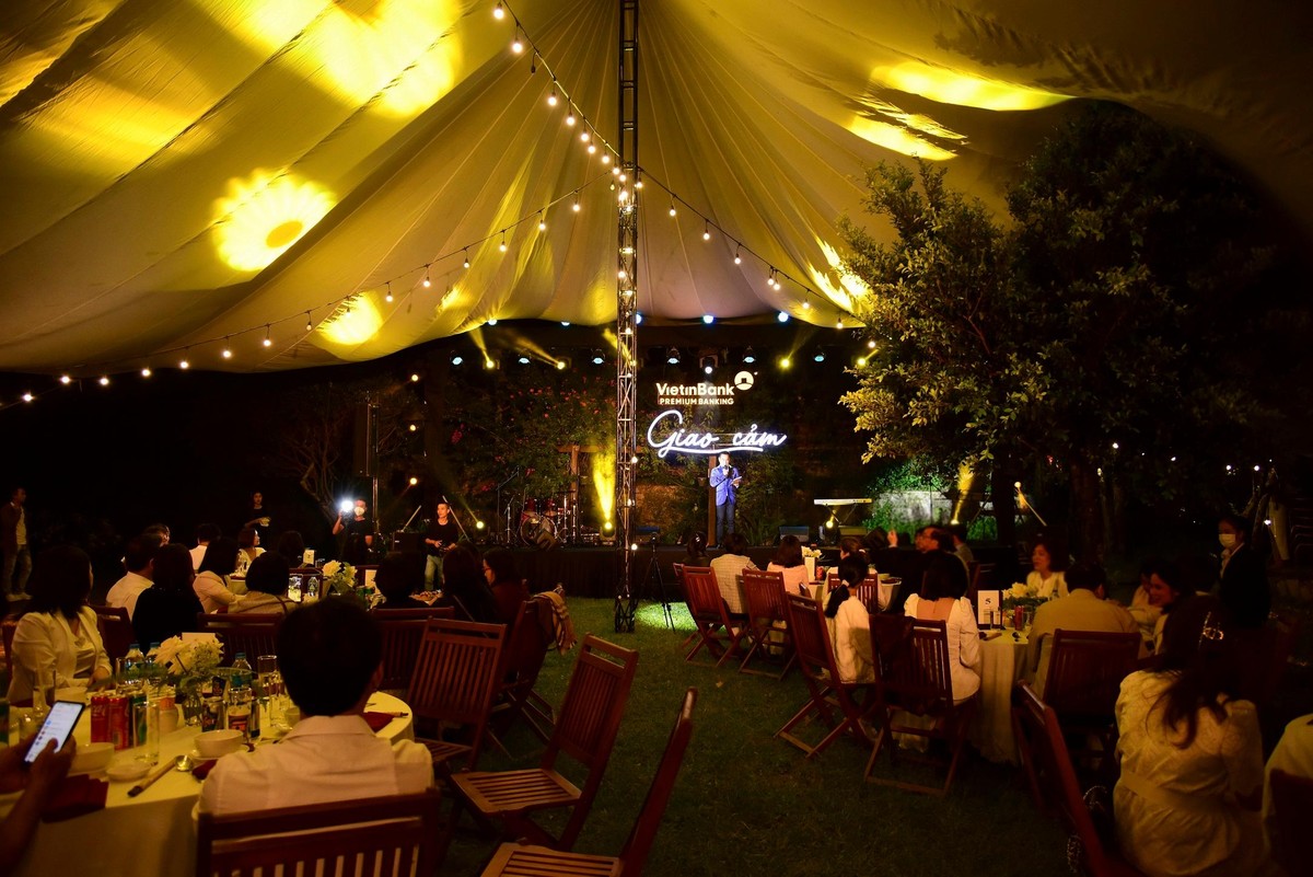 Hội nghị KHƯT “Giao cảm” là món quà đặc biệt dành tặng những thượng khách của VietinBank Hội nghị KHƯT “Giao cảm” là món quà đặc biệt dành tặng những thượng khách của VietinBank