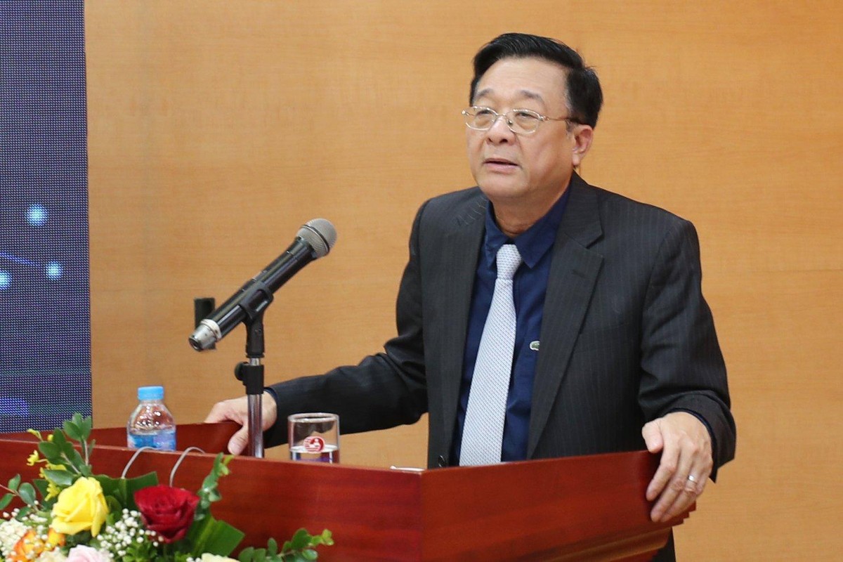 Ông Nguyễn Quốc Hùng, Tổng Thư ký Hiệp hội Ngân hàng Việt Nam phát biểu tại Hội thảo Ông Nguyễn Quốc Hùng, Tổng Thư ký Hiệp hội Ngân hàng Việt Nam phát biểu tại Hội thảo