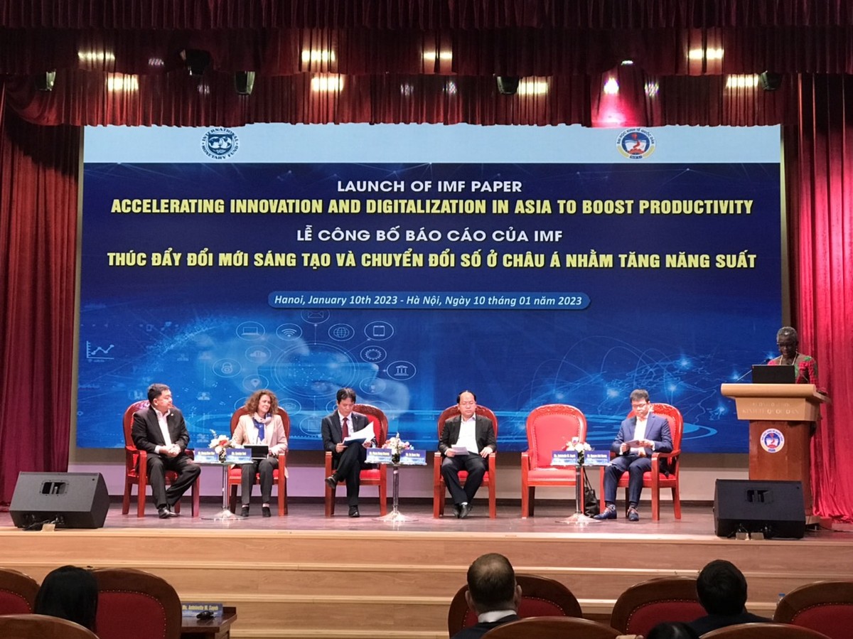 Bà Antoinette Sayeh, Phó tổng giám đốc Điều hành IMF phát biểu tại sự kiện.