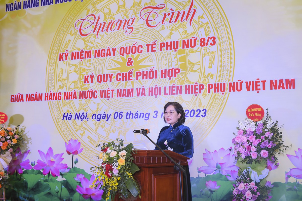 Bà Nguyễn Thị Hồng, Thống đốc Ngân hàng Nhà nước Việt Nam Bà Nguyễn Thị Hồng, Thống đốc Ngân hàng Nhà nước Việt Nam
