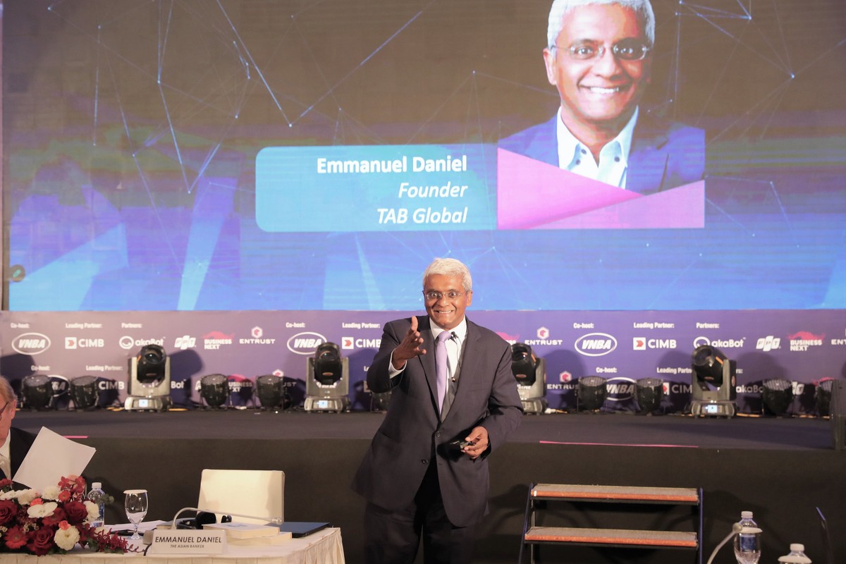 Ông Emmanuel Daniel, Nhà sáng lập The Asian Banker Global phát biểu tại Hội nghị Ông Emmanuel Daniel, Nhà sáng lập The Asian Banker Global phát biểu tại Hội nghị