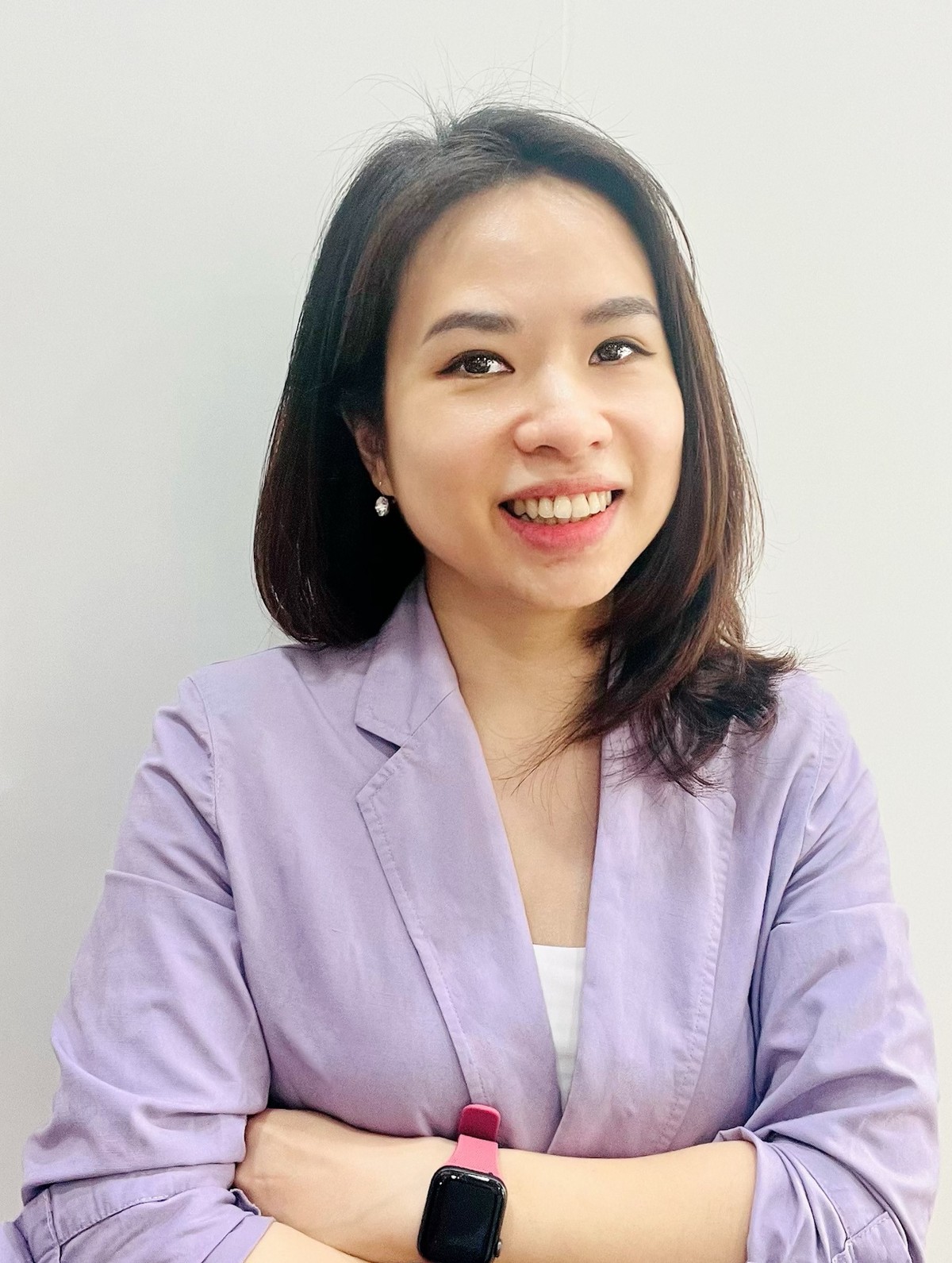 Bà Nguyễn Minh Châu, Giám đốc Dịch vụ Khách hàng, Khối Dịch vụ Chứng khoán, HSBC Việt Nam Bà Nguyễn Minh Châu, Giám đốc Dịch vụ Khách hàng, Khối Dịch vụ Chứng khoán, HSBC Việt Nam