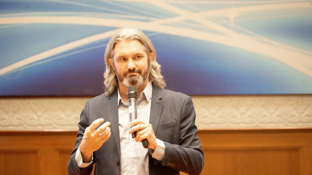 Ông Steve Haley, Giám đốc phát triển Thị trường và Quan hệ đối tác Quỹ Mojaloop chia sẻ tại sự kiện