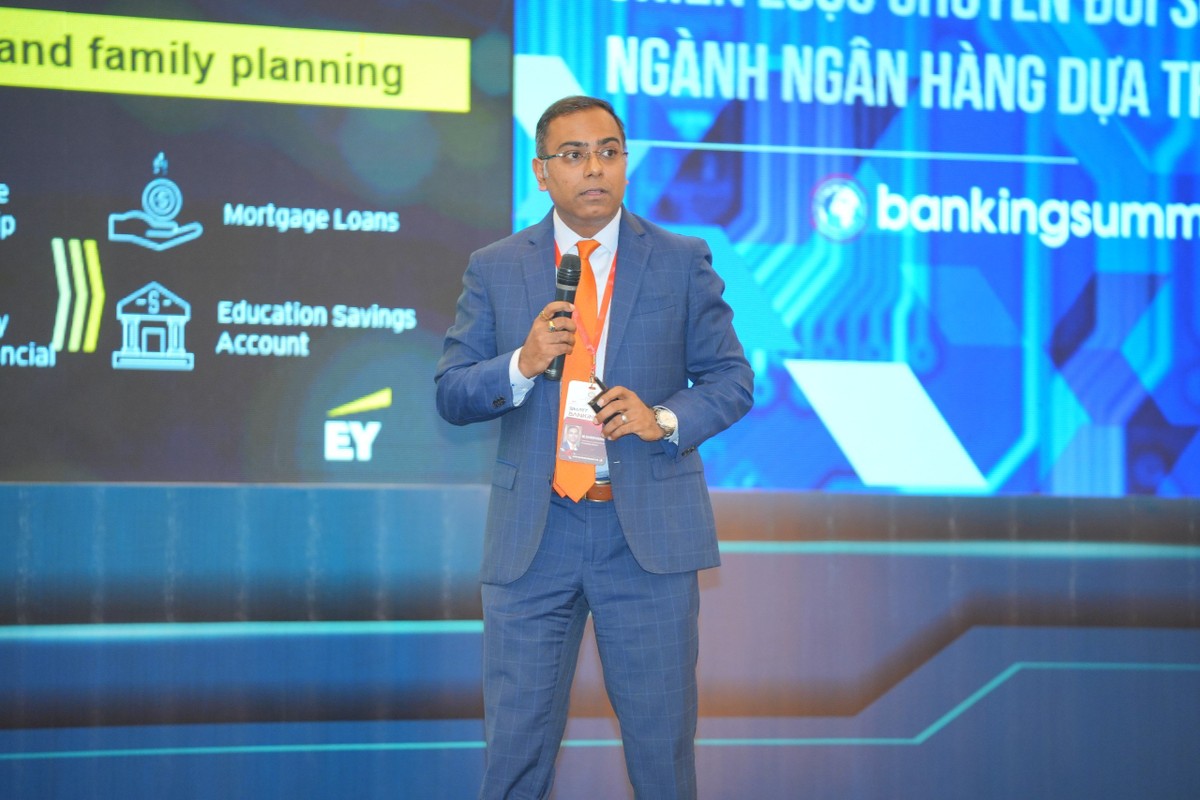 Ông Sayantan Choudhury, Phó Tổng Giám đốc, Tư vấn Công nghệ, EY Consulting Việt Nam Ông Sayantan Choudhury, Phó Tổng Giám đốc, Tư vấn Công nghệ, EY Consulting Việt Nam