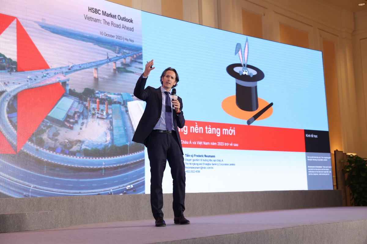 Ông Frederic Neumann, Kinh tế trưởng khối Nghiên cứu Kinh tế châu Á, Ngân hàng HSBC Ông Frederic Neumann, Kinh tế trưởng khối Nghiên cứu Kinh tế châu Á, Ngân hàng HSBC