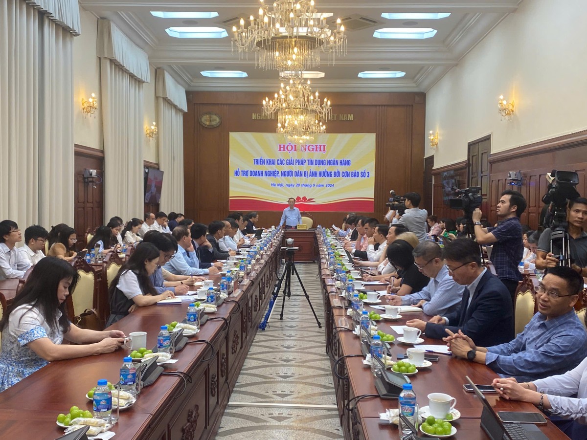 Hệ thống ngân hàng chủ động phương án hỗ trợ người dân, khách hàng sau cơn bão số 3 ảnh 2 Hệ thống ngân hàng chủ động phương án hỗ trợ người dân, khách hàng sau cơn bão số 3 ảnh 2