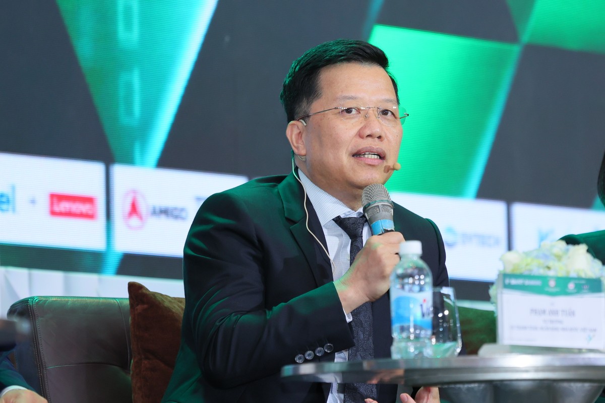 Ông Nguyễn Hưng, Tổng Giám đốc TPBank thảo luận tại sự kiện Ông Nguyễn Hưng, Tổng Giám đốc TPBank thảo luận tại sự kiện