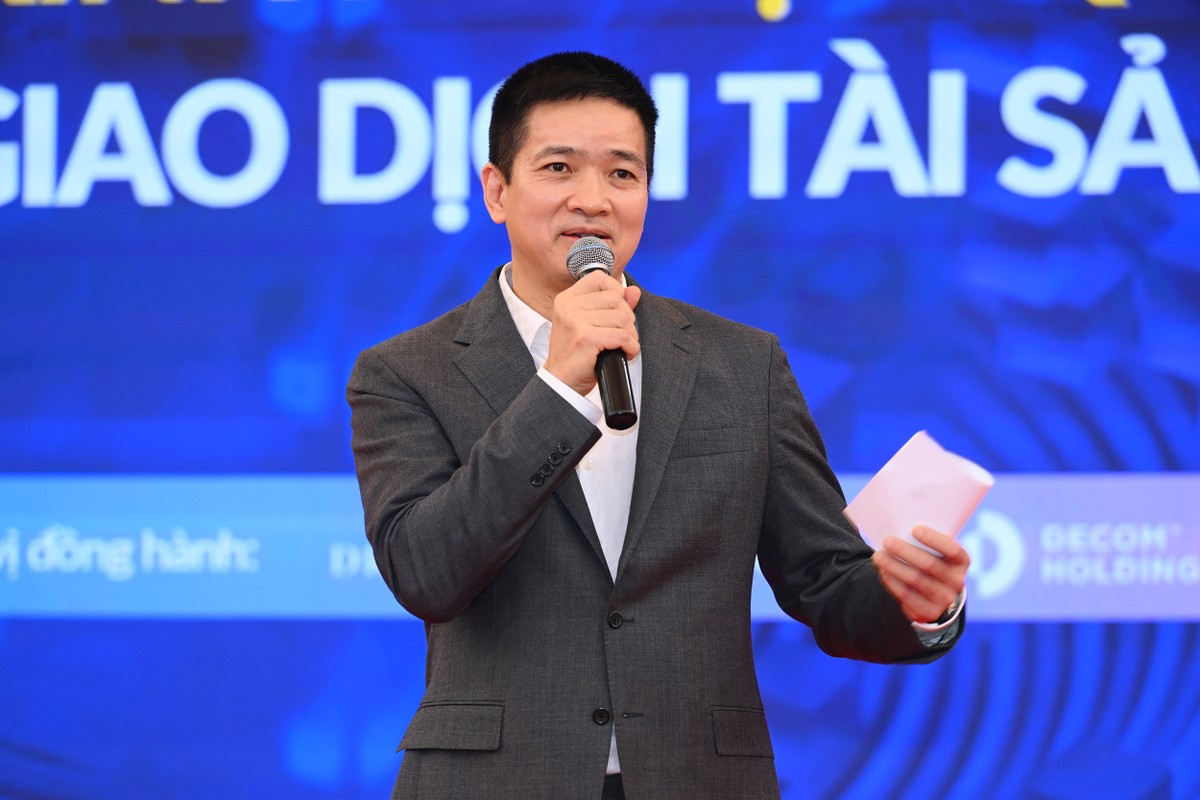 Ông Phan Đức Trung, Chủ tịch Hiệp hội Blockchain Việt Nam chia sẻ tại sự kiện