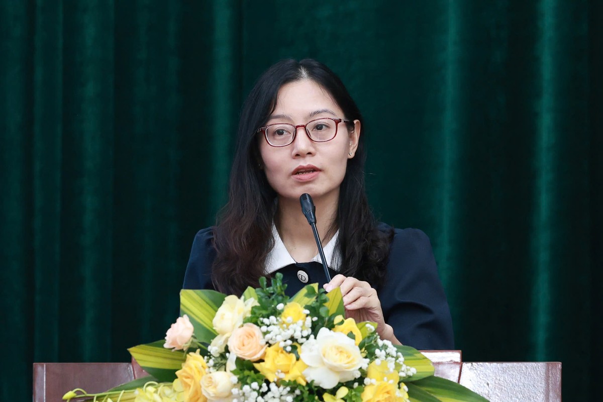 Bà Nguyễn Thị Thu, Phó Vụ trưởng Vụ Thanh toán, NHNN phát biểu tại Hội thảo.